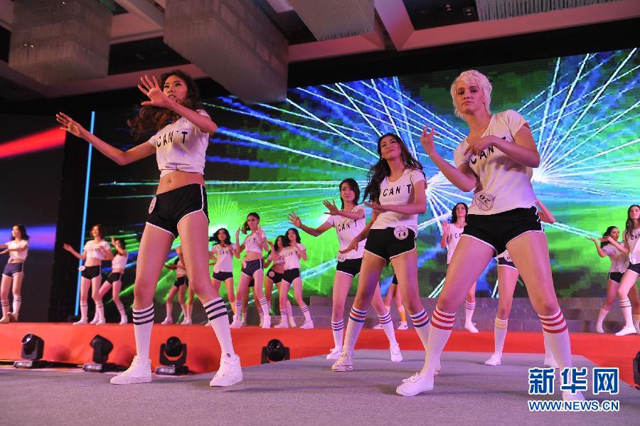 (新华网)(2)新风俗中国车模国际交换赛在京举行